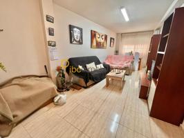 PISO CON PATIO Y GARAJE EN VENTA EN YELES CENTRO photo 0