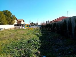 Terreno en venta en Yuncos photo 0