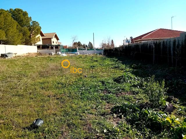 Terreno en venta en Yuncos photo 0