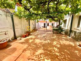 Casa - Chalet Independiente en Venta en Yuncos, Toledo photo 0