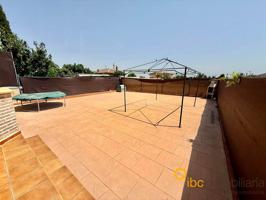 CHALET PAREADO EN VENTA EN UGENA photo 0