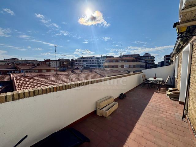 ¡ÁTICO EN BARRIO DEL OESTE! photo 0