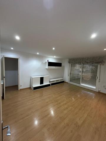 ESTUPENDO Y AMPLIO PISO A 5 MINUTOS DE MERCADO CENTRAL photo 0