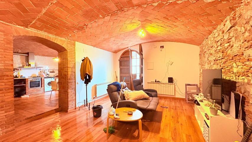 CASA EN VENDA A SANT FELIU DEL RACÓ. photo 0