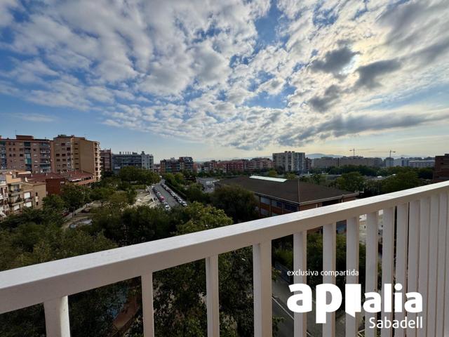 SEXTA PLANTA ESQUINERO Y CON SOL TODO EL DÍA- TU NUEVO HOGAR EN LA CREU DE BARBERÀ photo 0