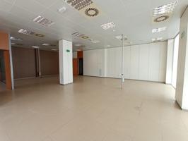 Local comercial photo 0
