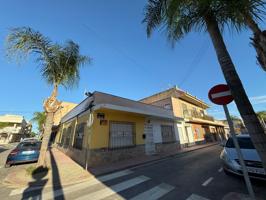 ATT-323 LOS ALCAZARES photo 0