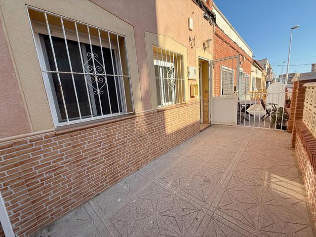 Casa en Los Nietos photo 0