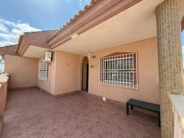 Casa en el centro de Roldán photo 0