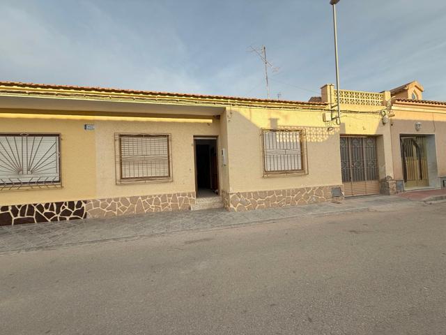 ATT-402 ROLDAN planta baja photo 0