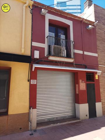 Casa en venta en Sabadell photo 0