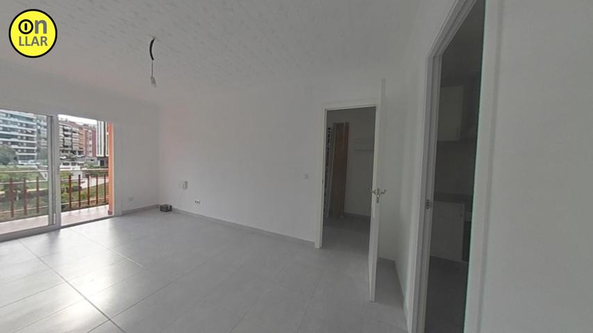 OPORTUNIDAD ATICO 3 HAB, 1 BAÑO, BALCÓN, 4º SIN ASCENSOR photo 0