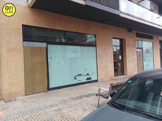 Local en venta en calle Santa Anna (Cerdanyola del Vallès) photo 0