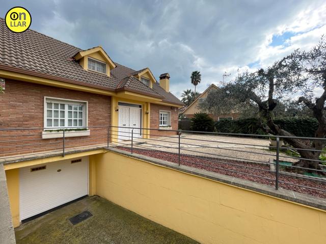 BOMBÓN DE CASA, magnifica ubicación photo 0