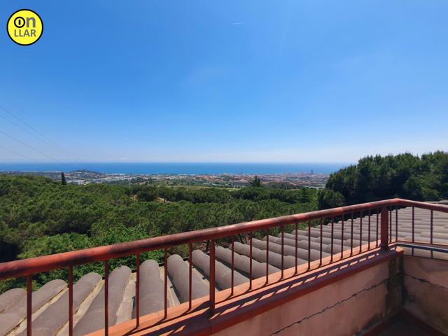 Casa independiente en Riu Segre, Urb. Les Sureres, Mataró photo 0