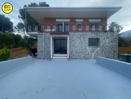 Casa en venta en Sant Esteve Sesrovires photo 0