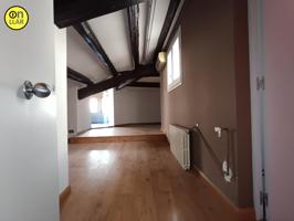 Amplio y luminoso piso en Manresa - Carretera Cardona photo 0