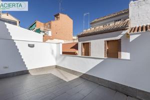 Vivienda junto a plaza Mariana Pineda photo 0