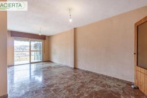 Exclusivo ático en Parque de las Infantas: luz, vistas y posibilidades infinitas photo 0