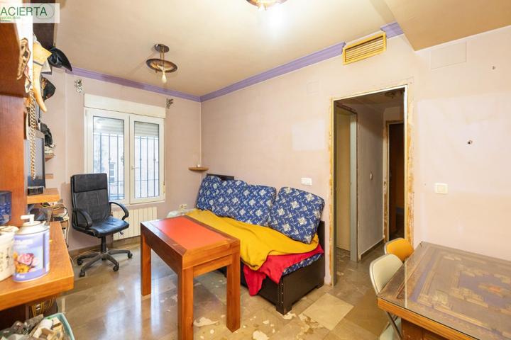 🏡 ¡Acogedor piso con garaje y trastero en Churriana de la Vega! photo 0
