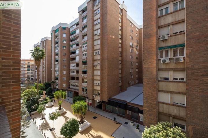 Piso En venta en Centro, Granada photo 0