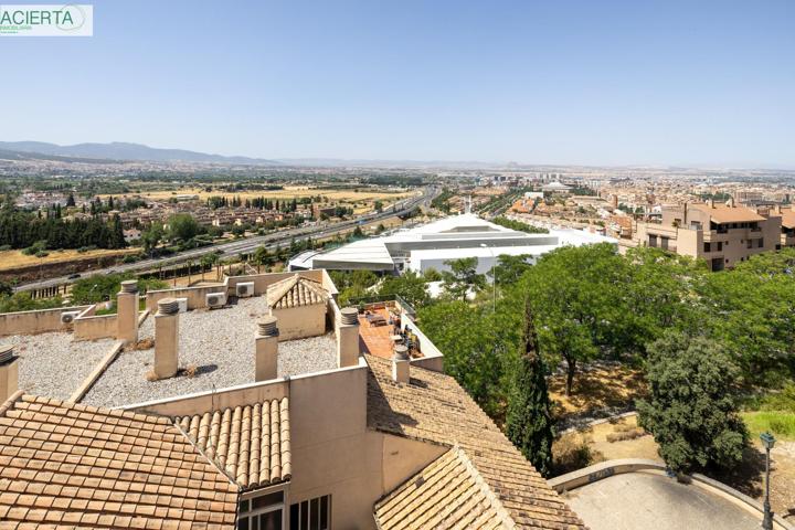 Espectacular unifamiliar en el Serrallo photo 0