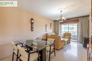 Piso en Maracena photo 0