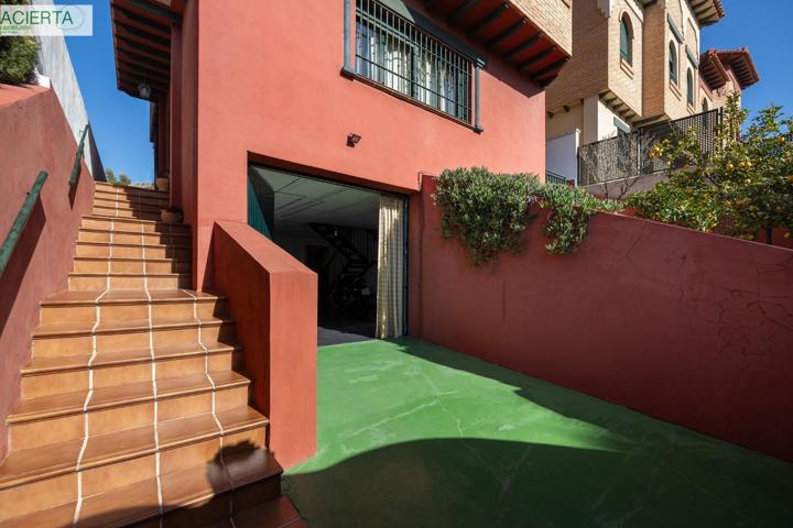 Chalet independiente de 4 dormitorios en Nuevo Jun. Seminuevo photo 0