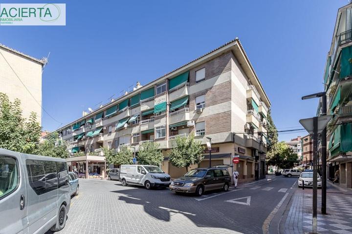 Piso en Maracena photo 0