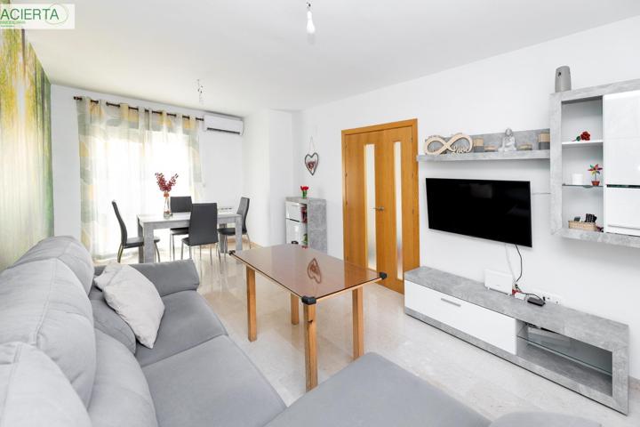 CASA EN LAS GABIAS, URB. PRIVADA CON PISCINA Y ZONAS VERDES photo 0