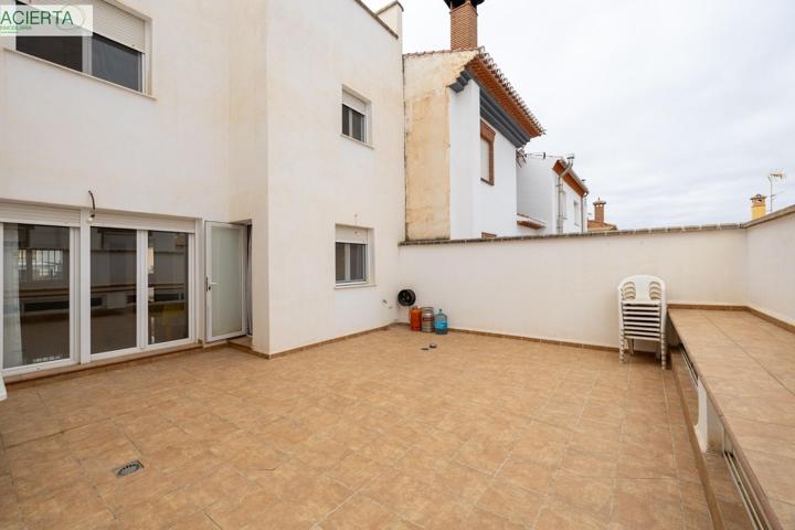 Casa adosada en Ogijares photo 0