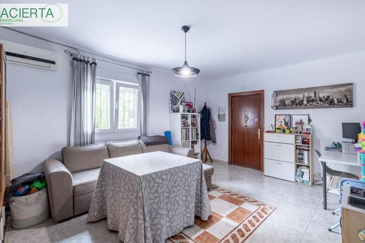 ¡GRAN OPORTUNIDAD EN UNA DE LAS ZONAS MÁS TOP DE GRANADA! photo 0