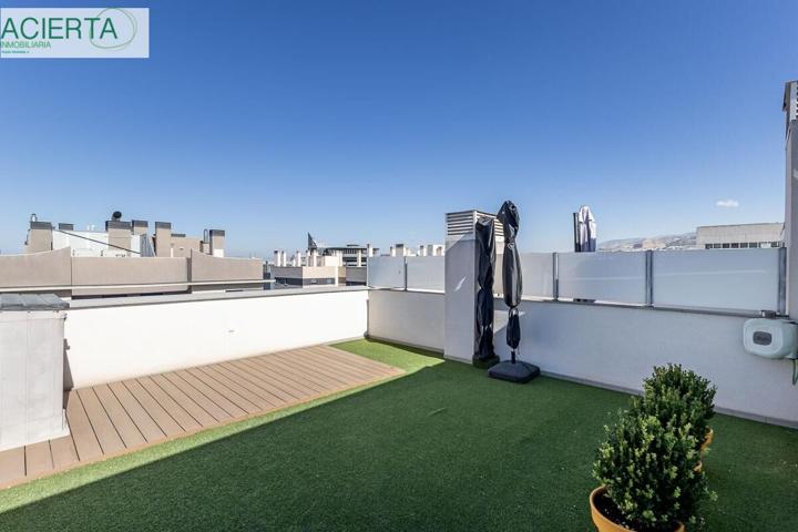 ESPECTACULAR ATICO EN ZONA FORUM photo 0