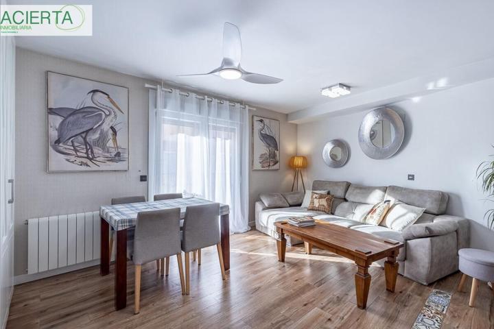 ESPECTACULAR TRIPLEX EN CHURRIANA photo 0