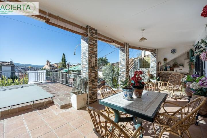 CASA CON PISCINA EN EL BARRIO DE MONACHIL photo 0