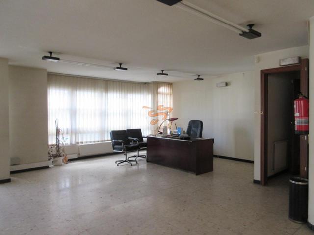 Oficina En venta en Ferrol photo 0