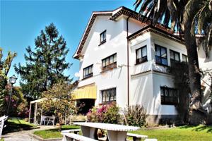 Unifamiliar En venta en Ferrol photo 0