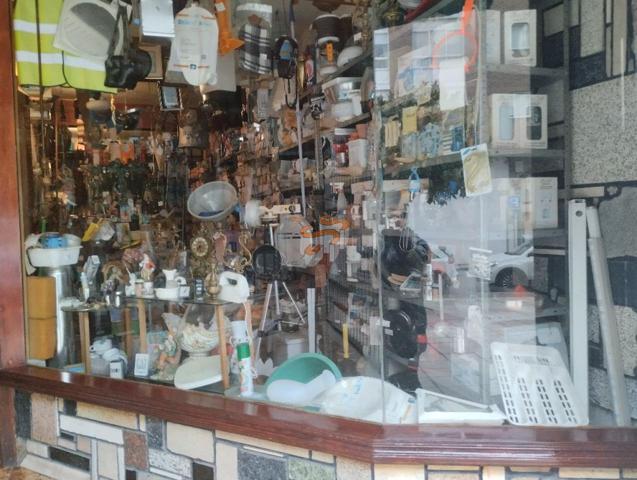 Local En venta en Narón photo 0