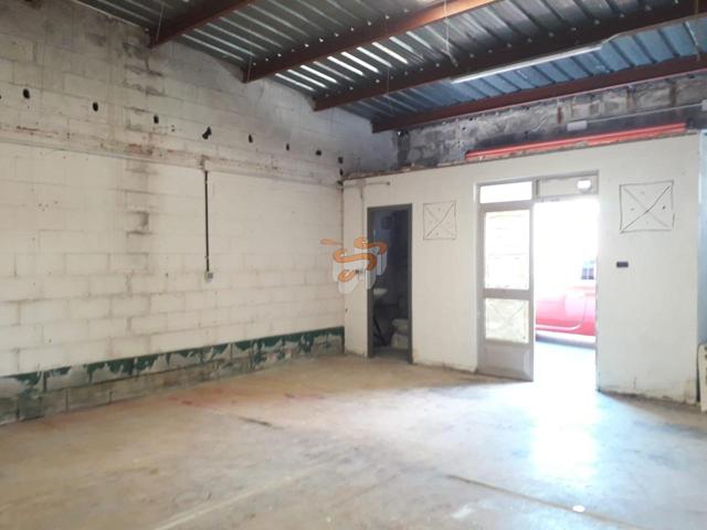 Local En venta en Ferrol photo 0
