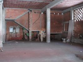 Local En venta en Narón photo 0