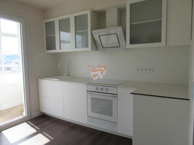 Piso En venta en Ferrol photo 0