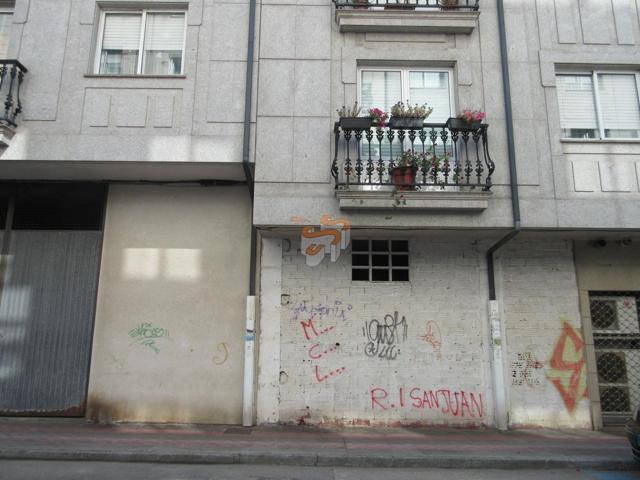 Local En venta en Ferrol photo 0