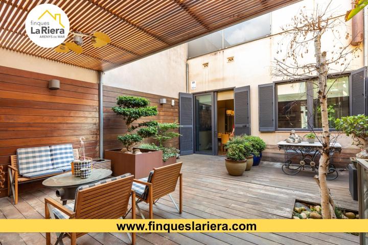 MAGNIFICA CASA ESTILO INDIANO MUY CENTRICA. photo 0