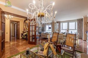 PISO EN PLAZA DE LAS DESCALZAS photo 0