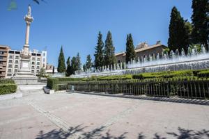Apartamento junto a los Jardines del Triunfo y Albaicín con Cochera photo 0