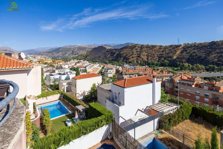 Chalet independiente en Acceso a la Alhambra. photo 0