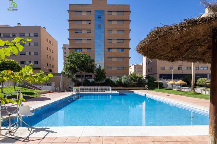 Piso con piscina y zonas comunes en zona Campus De La Salud photo 0