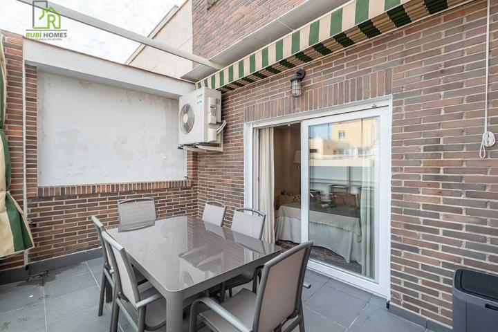 Venta de piso ( zona Alhamar) photo 0