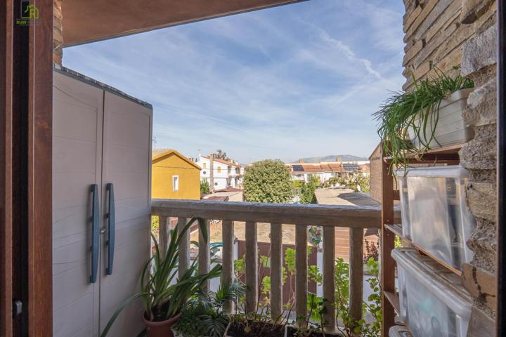 Apartamento en el centro de Ogíjares. photo 0