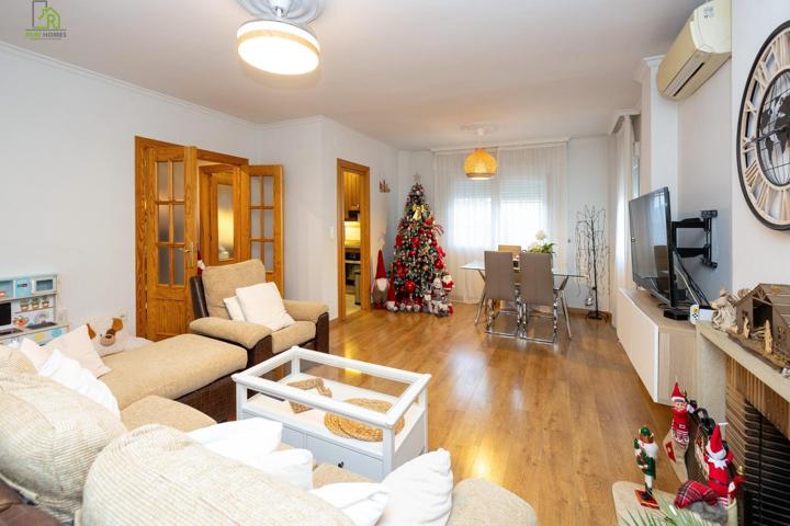 Casa pareada en venta en Ogíjares photo 0